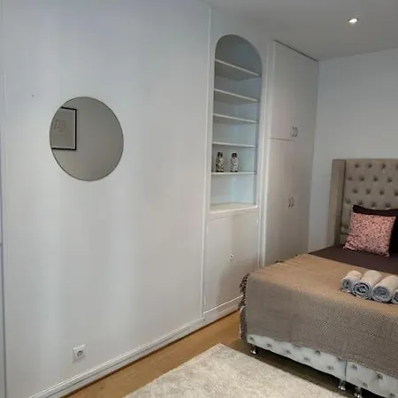 Charmant Appartement Au Moulin Rouge Paris Extérieur photo